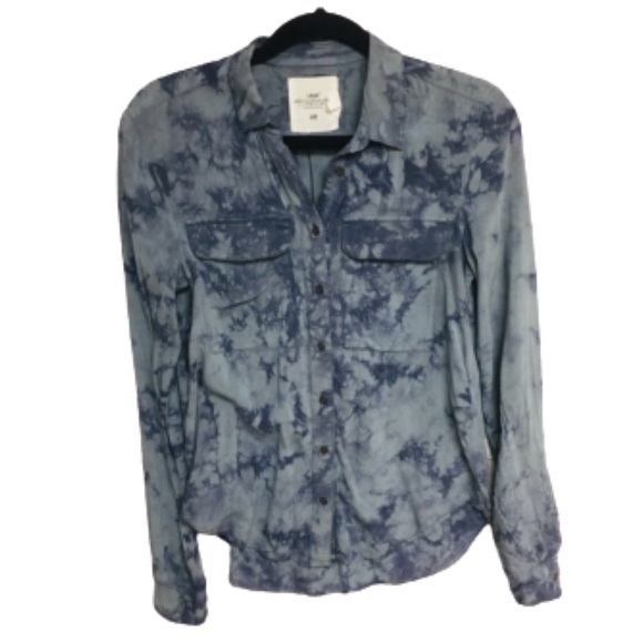 H&M Tops - H&M | Blue Splattered Paint Button Down Shirt Sz 2